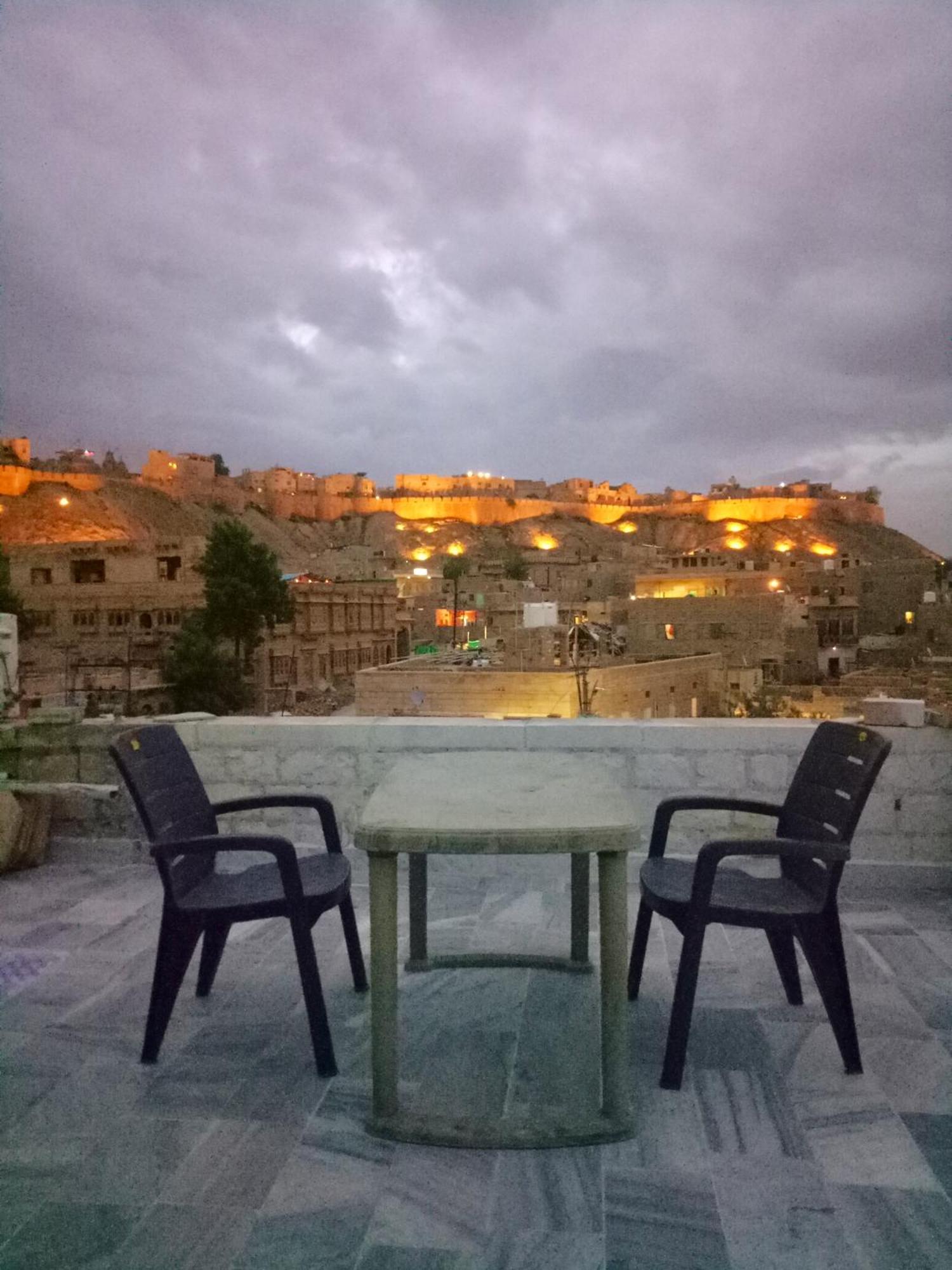 Hotel Desert Bloom Jaisalmer Exterior foto
